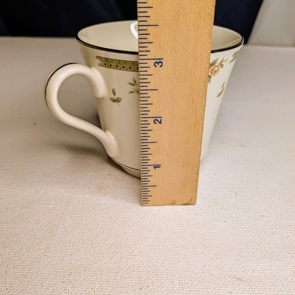 American Royalty Set of 4 Tea Cups Vintage Porcelain China Spring Gardens K-2 - Picture 8 of 9